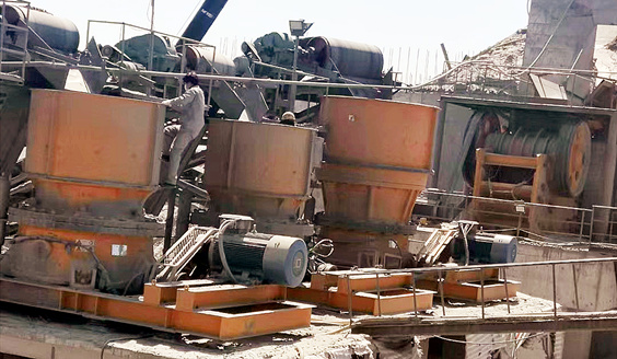 <b>時(shí)產(chǎn)600噸鐵礦石生產(chǎn)線試機(jī)投產(chǎn)</b>