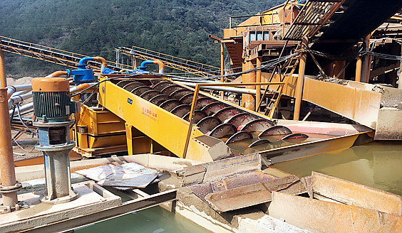 <b>雙螺旋洗砂機(jī)現(xiàn)場工作視頻</b>