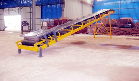 <b>皮帶輸送機現(xiàn)場視頻</b>